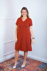 Vestido Yasmin - Lãzinha Evasê Decote V - Naguirre Shop