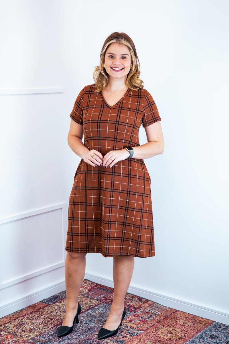 Vestido Yasmin - Lãzinha Evasê Decote V - Naguirre Shop