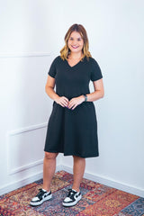 Vestido Yasmin - Lãzinha Evasê Decote V - Naguirre Shop