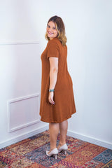 Vestido Yasmin - Lãzinha Evasê Decote V - Naguirre Shop